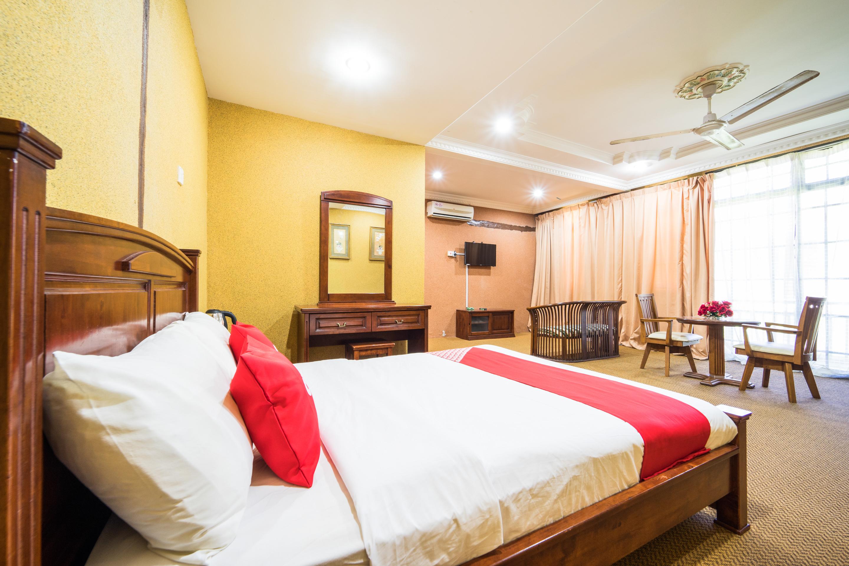 Terap Inn Kampong Raja Ngoại thất bức ảnh