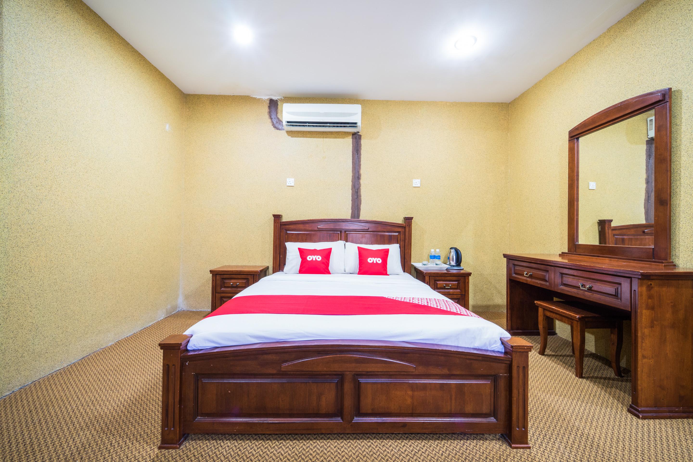Terap Inn Kampong Raja Ngoại thất bức ảnh